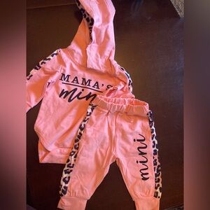 Mama’s Mini Outfit